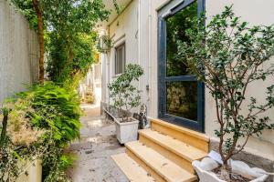 Cute full apt wbackyard in Paleo Faliro