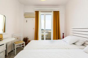 Castello Bianco Aparthotel Rethymno Greece