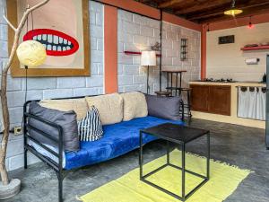 Central 1BR Mezzanine Loft with Shared Pool, Fitness and Private Kitchen in Canggu
