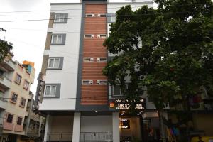 Hotel Ur Stay Inn