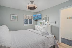 0407 Waters Edge Resort condo