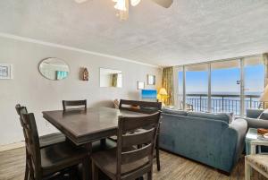 0402 Waters Edge Resort condo