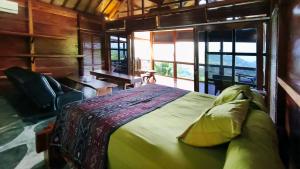 Thea Villa - 3 Bedrooms