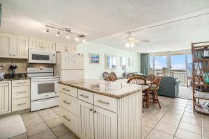 0512 Waters Edge Resort condo