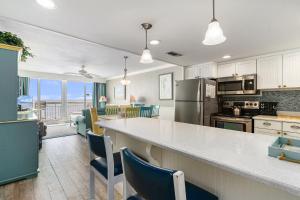 0702 Waters Edge Resort condo