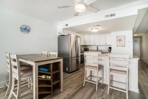 1109 Waters Edge Resort condo