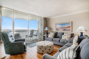 1405 Waters Edge Resort condo