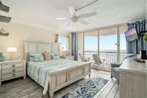 1201 Waters Edge Resort