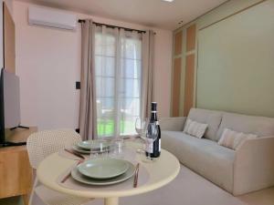 Appartements Studio Le Faubourg - clim : photos des chambres