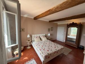 Entire house in Provence with beautiful views