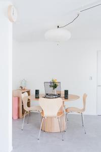 Geisha Blue Ryusenji