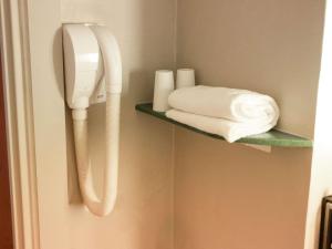 Hotels Hotel ibis Narbonne : photos des chambres