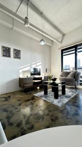 Urban luxe -city view