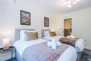 Long Term Stay 4 Bed 3 Bath & Parking Wrexham