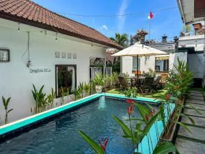 Central 1BR Mezzanine Loft with shared Pool, Fitness and Private Kitchen in Canggu