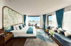 Sea Coral Cruise Lan Ha Bay