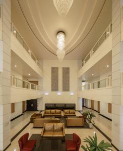 Jolly Suites&Spa Petkasem