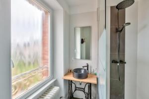 Appartements Refurbished 2 bedroom apartment in a quiet neighborhood : photos des chambres