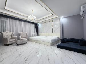 Pool Villa Pattaya 3BR Slide Karaoke