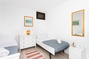 Amazing 2 bedrooms by the sea, Costa Adeje