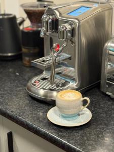 Boongala - Central 3BR pet friendly family home