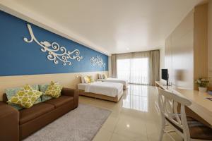 Jolly Suites&Spa Petkasem