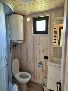 Arion Camp - будиночки для відпочинку