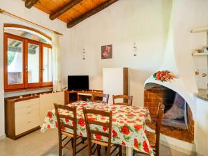 Cozy Sardinian Villa with Garden img5