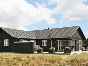 10 person holiday home in Nysted-By Traum