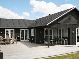 10 person holiday home in Nysted-By Traum