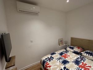 Appartements 1 bedroom APT - heart of Old Antibes : photos des chambres