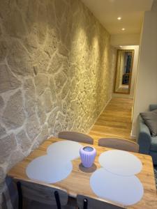Appartements 1 bedroom APT - heart of Old Antibes : photos des chambres