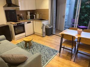 Appartements 1 bedroom APT - heart of Old Antibes : photos des chambres