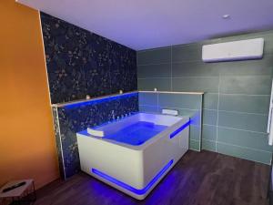 Hotels HOTEL RESTAURANT CIRIUS : photos des chambres