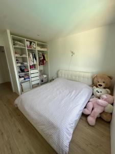 Maisons de vacances Maison 4 chambres piscine : photos des chambres