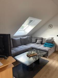 Renovierte Ferienwohnung mit 2 Schlafzimmern und Schlafcouch
