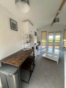 Bowmore 7 - Stunning Sea Views, Farm Stay