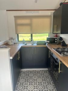 Bowmore 7 - Stunning Sea Views, Farm Stay