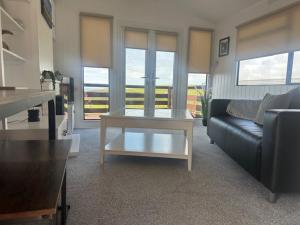 Bowmore 7 - Stunning Sea Views, Farm Stay