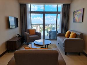Luxury 2BR with Skyline Views Skynest Residences