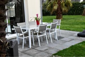 Villa moderne à 200m de la mer avec jardin clos