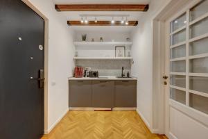 Royal Palace - City Center - RH Living