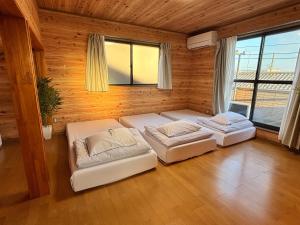 Tokyo log house with Free parking