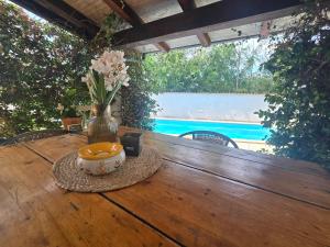 Rustic house with private swimming pool