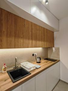 Modern City Apartment Budva-Central Location,5 min to Beach