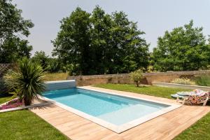 LAnnexe au Milieu Des Vignes