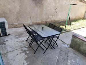 Chambre avec salle de bain privative