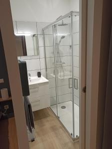 Sejours chez l'habitant Chambre avec salle de bain privative : photos des chambres