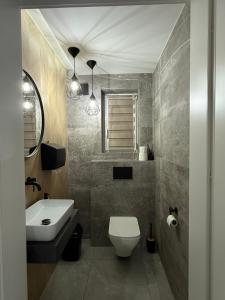 Pokoje Gościnne A i M Dendys