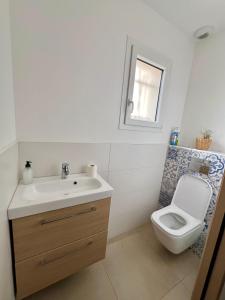 Villa moderne avec piscine proche de la plage